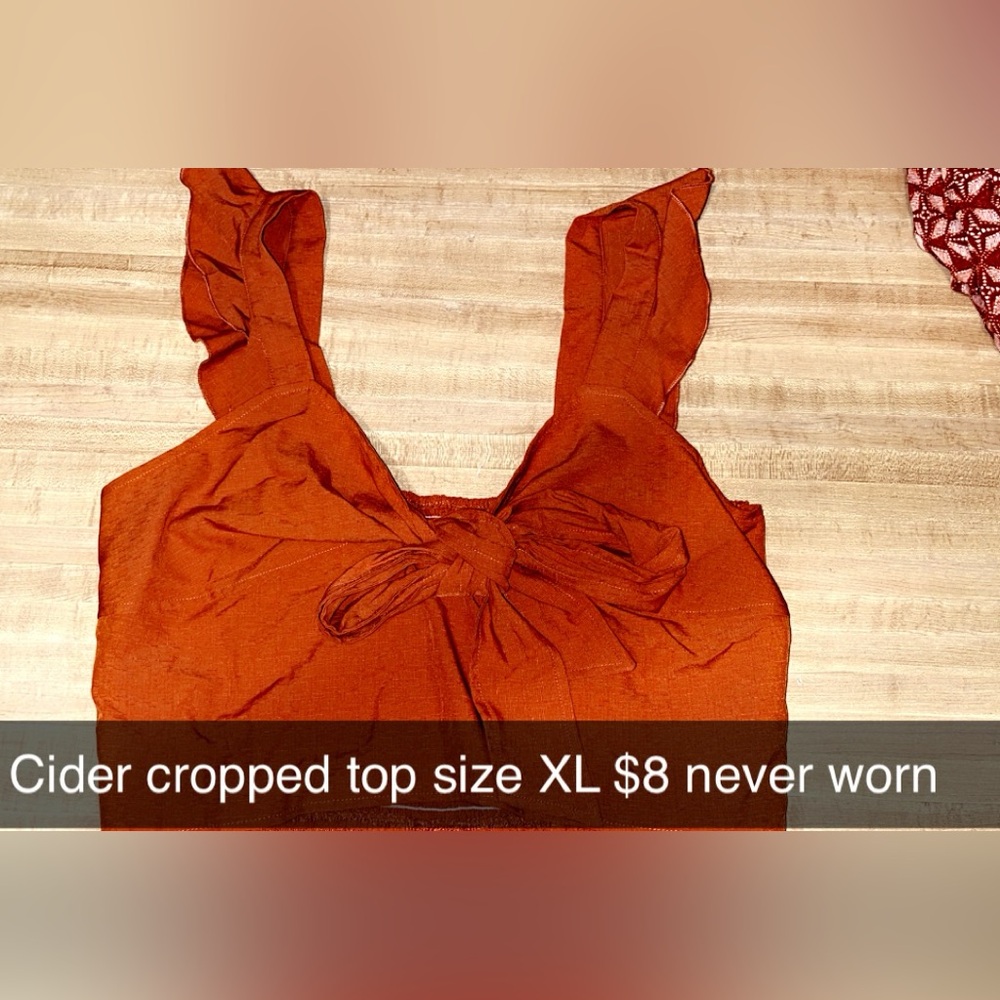 Cider cropped blouse orange XL new never worn without tags.